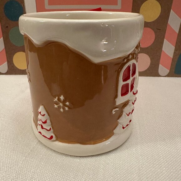 New 2025 Peppermint and Pine Red Gingerbread House Christmas Mug Snowflakes - Picture 4 of 6